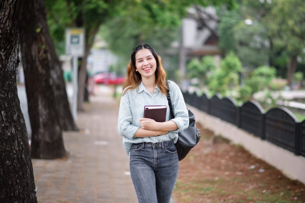 English for Academic Purposes (EAP) - Scots English College